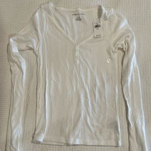 American Eagle white long sleeve size small
